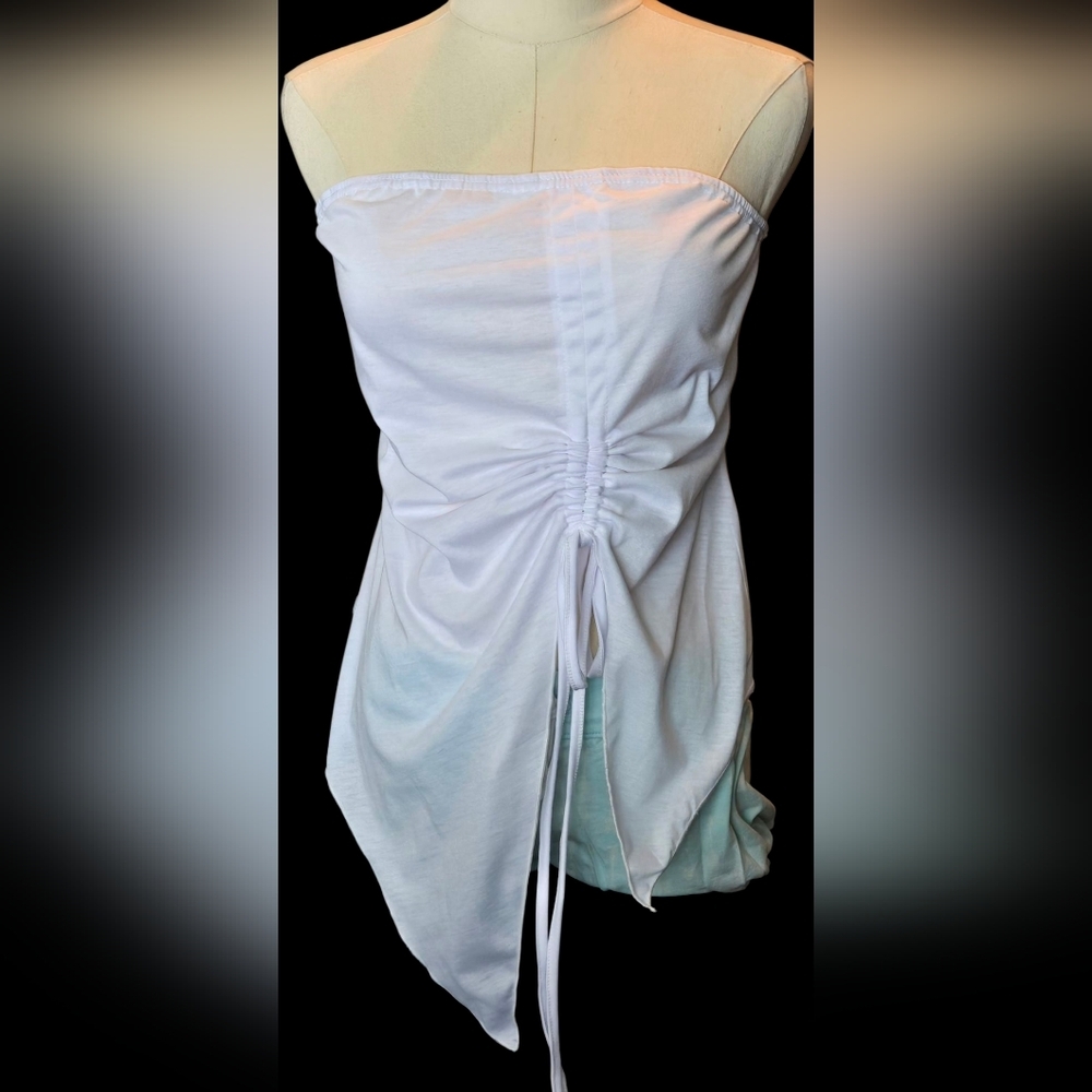 SHEIN Curve White Strapless Top ~ NWOT